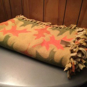 Fall Leaves Blanket Throw 60"x44" used CLEAN!